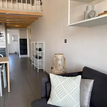 Ebli Seaview * Póla