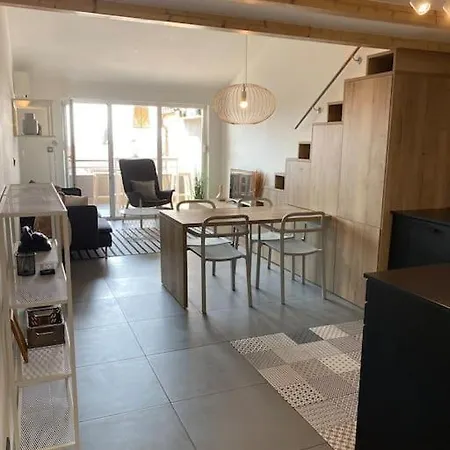 Apartament Ebli Seaview *